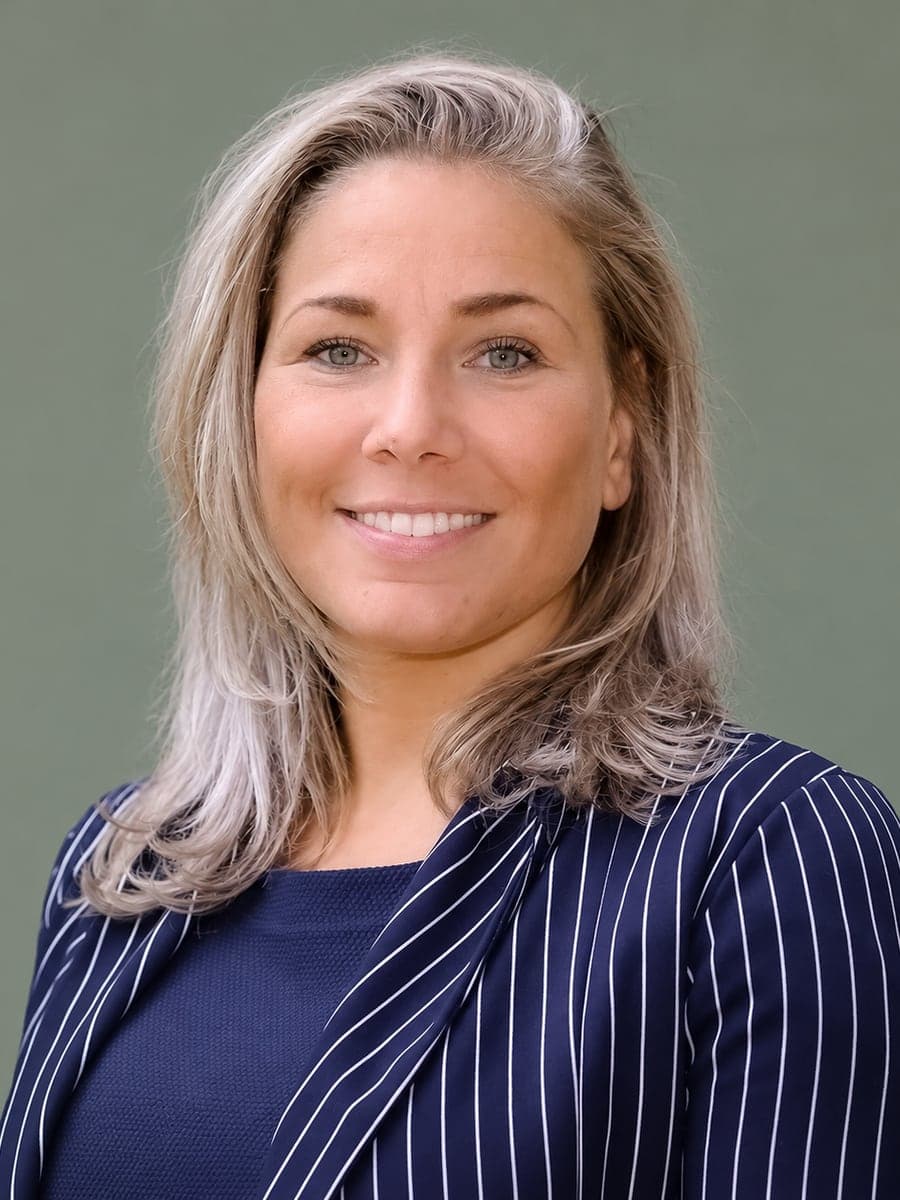 Samantha Stuart